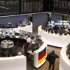 Borsa: l’Europa prosegue in rialzo, Wall Street è incerta