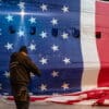 Sfida serrata alle primarie dem in Wisconsin, battuta Hong