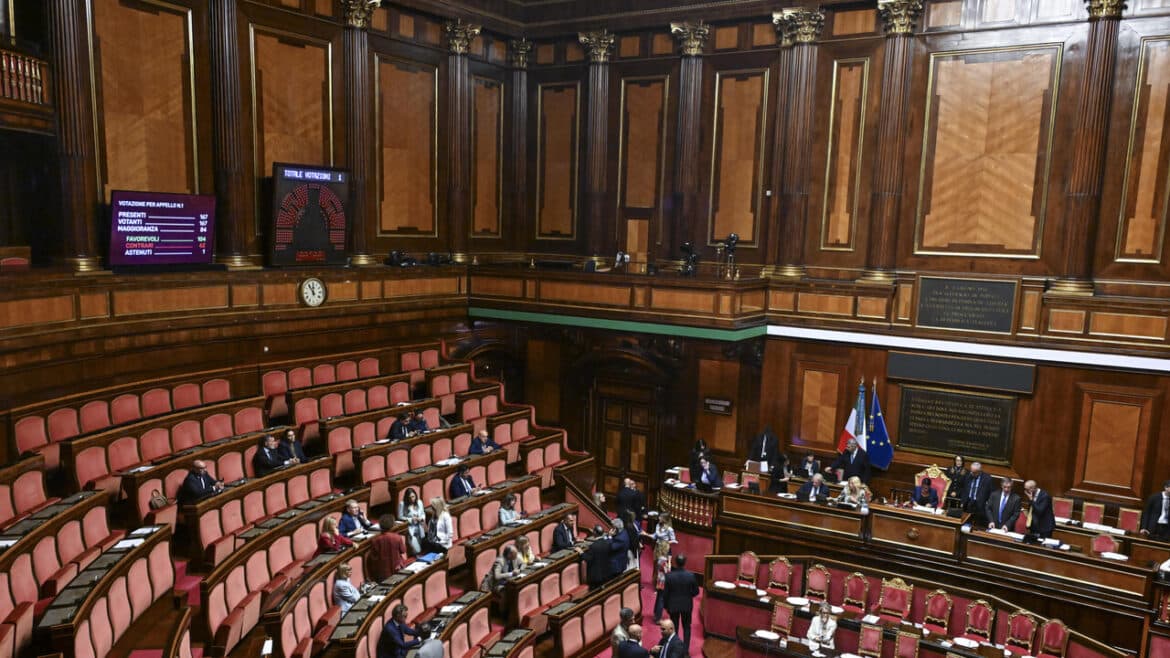 Il Senato chiude l’esame della riforma della legge elettorale, domani il voto finale