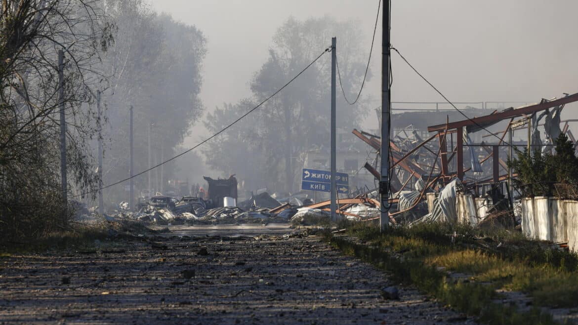 Raid russo contro deposito ferroviario a Kiev, 7 morti