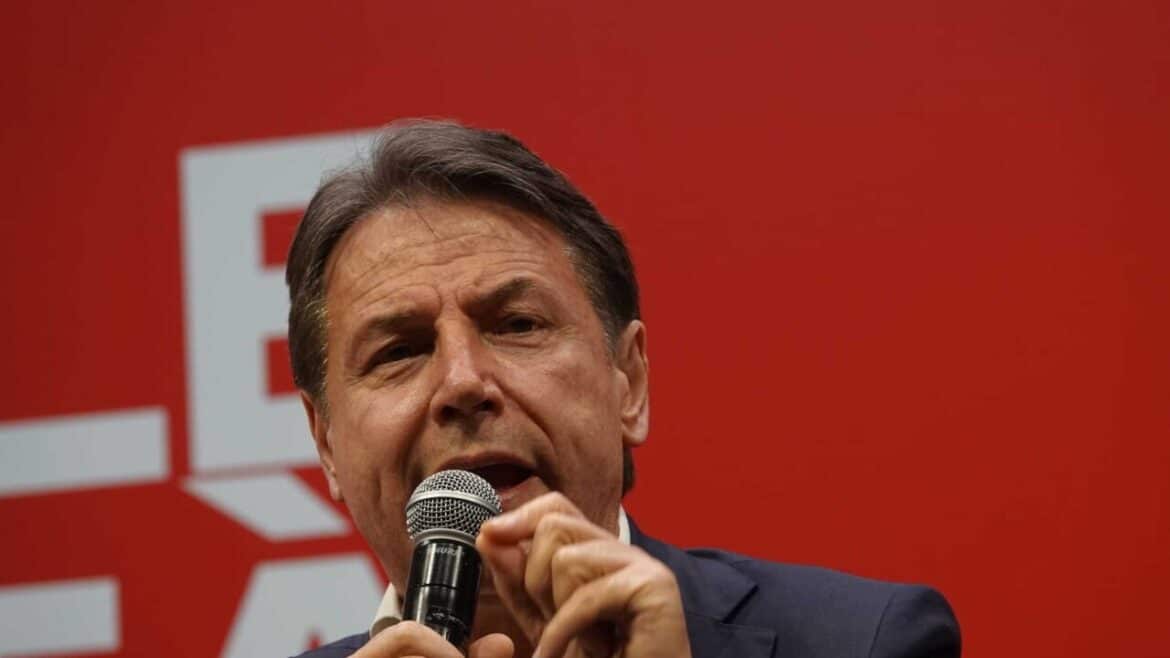 Programma M5s al voto, ‘continuare ad inviare armi a Kiev è allontanare la pace’