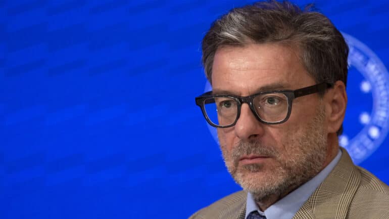 c7a80cdb725c4f5e810b1dc5ba2b7fcb