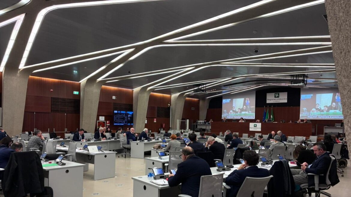 Consiglio regionale della Lombardia approva le pre-intese sull’Autonomia