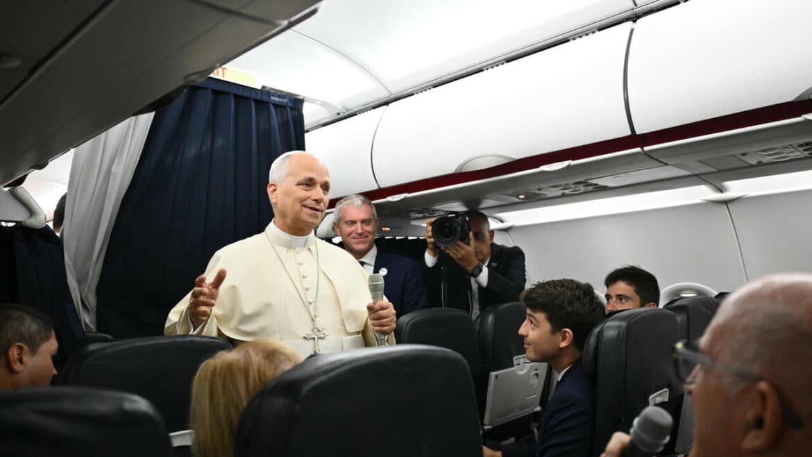 Il Papa, cresce l’estrema destra, non è espressione del cristianesimo