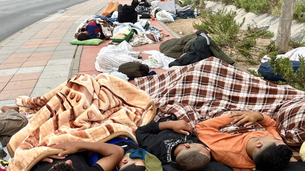Dati Frontex, crollo degli arrivi illegali, -55% nel Mediterraneo centrale