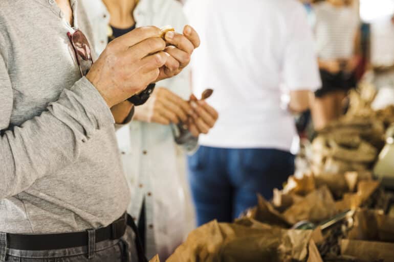 Alba, dal 10 ottobre torna la Fiera del Tartufo Bianco:...