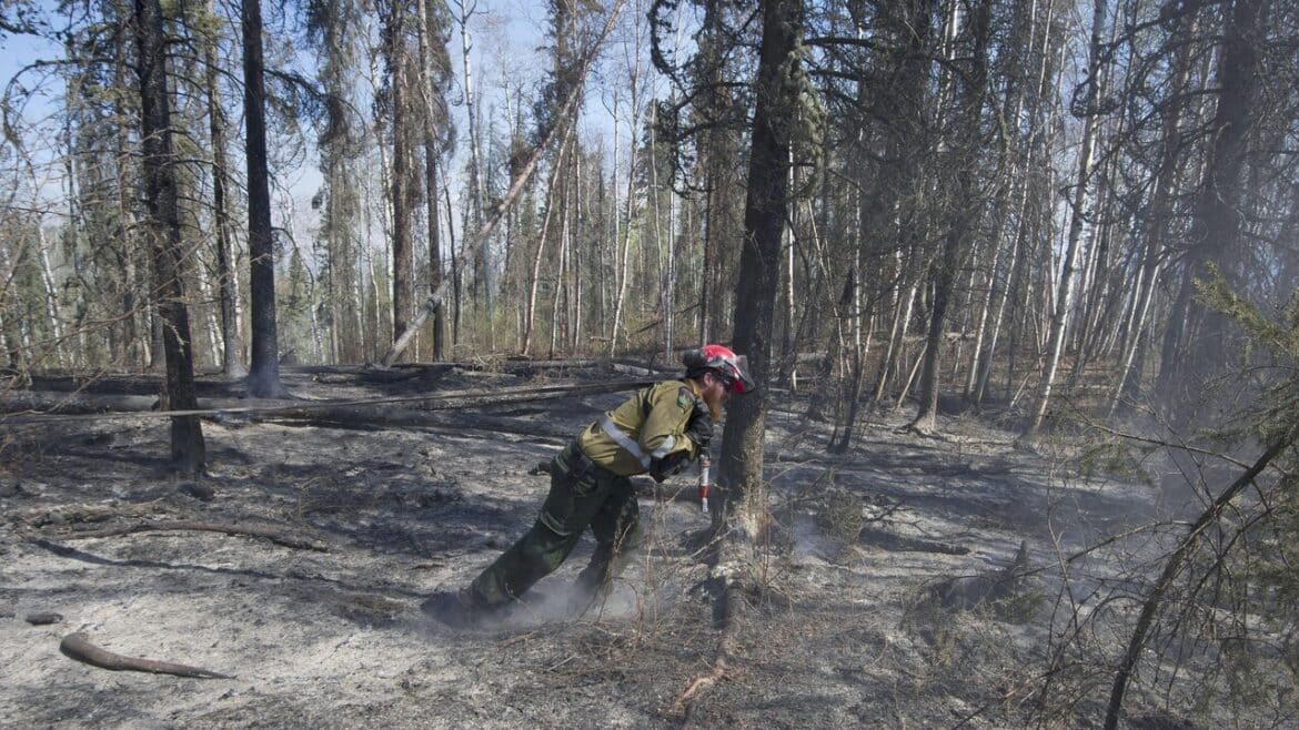Canada, ‘tragico incendio in base militare, ci sono morti e feriti’